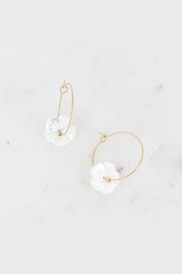 Créoles - anneau fin en acier inoxydable et fleur nacrée 12 mm AZTEK Bijoux